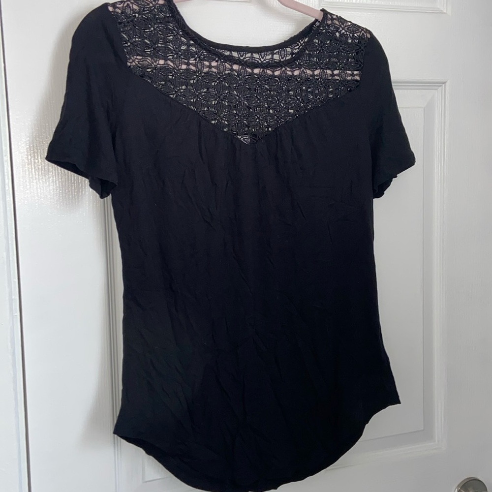 Old navy crochet top tee